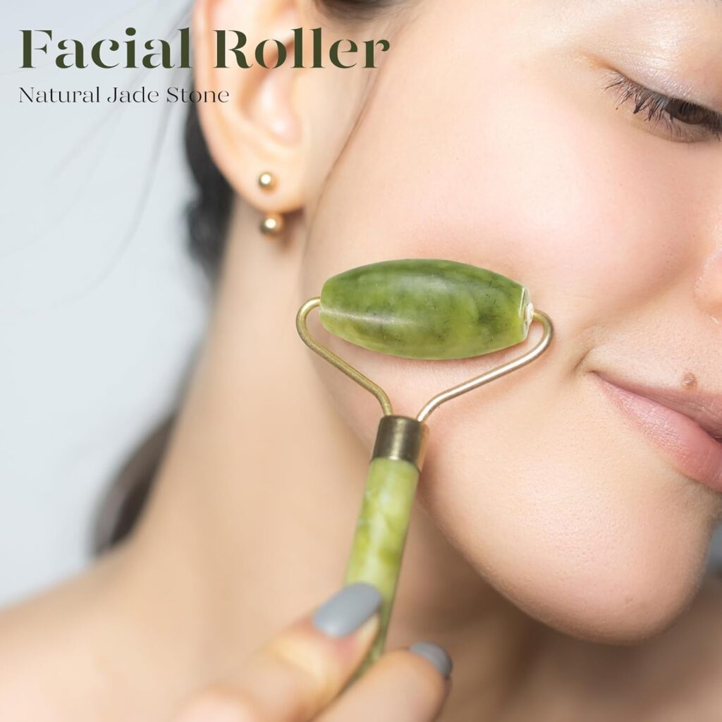 BAIMEI Jade Roller Gua Sha, Face Roller, Facial Beauty Roller Skin Care Tools, Self Care Gift for Men Women, Massager for Face, Eyes, Neck, Relieve Fine Lines and Wrinkles - Green